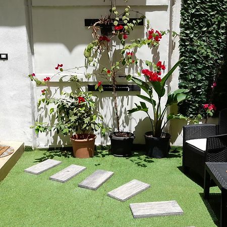 Garden Suite Apartment Palermo Exterior foto